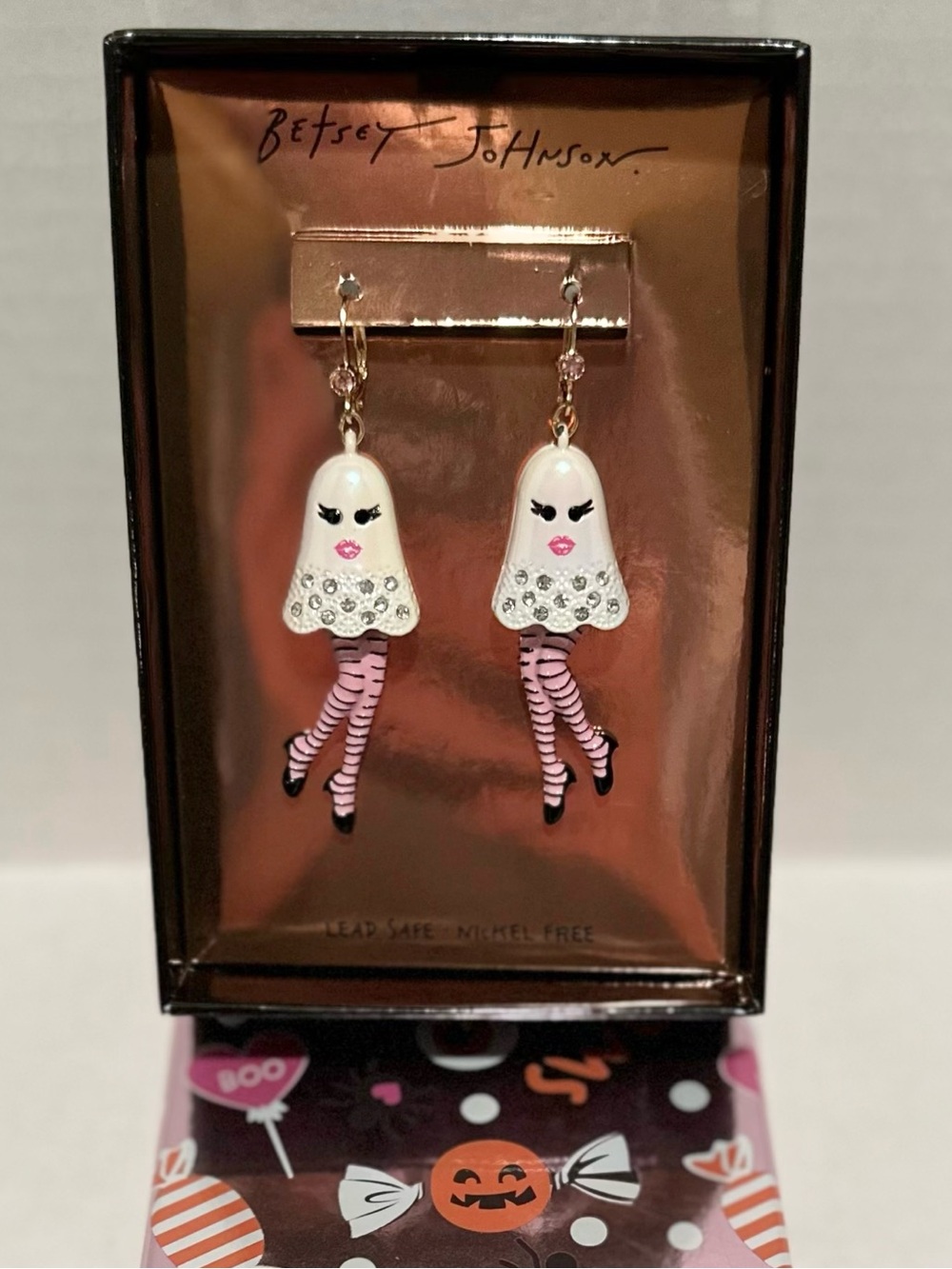 Betsey Johnson NWT Girly Striped Ghost Lever Back Earrings